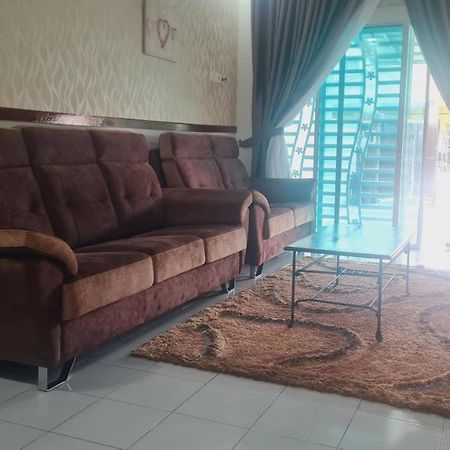 הוילה באנטינג Anjung Klia House 31 With Neflix מראה חיצוני תמונה